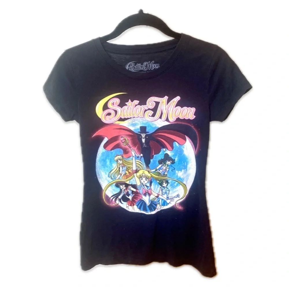 Sailor Moon Graphic T Small - Picture 1 of 10